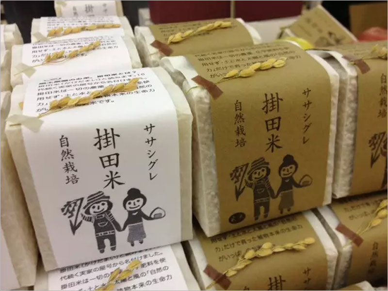 日本大米包裝設(shè)計(jì)——簡(jiǎn)潔自然的設(shè)計(jì)風(fēng)格！